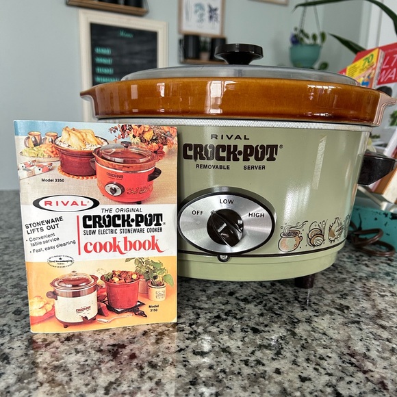 Vintage Rival Crock-Pot Slow Cooker with Cookbook 5QT
Does Work!. - Picture 1 of 13